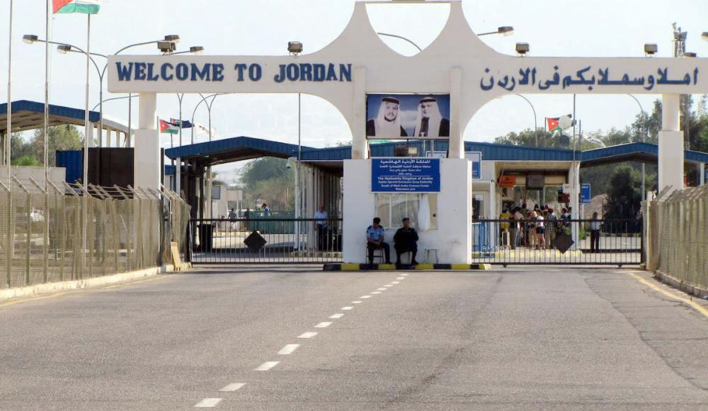 تنويه للمسافرين عبر جسر الملك حسين .. لا دخول بدون حجز مسبق | أخبار ...